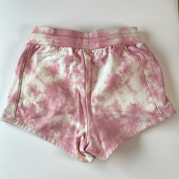 UO Exclusive CHAMPION Reverse Weave Pink Tie Dye Shorts - Picture 5 of 5